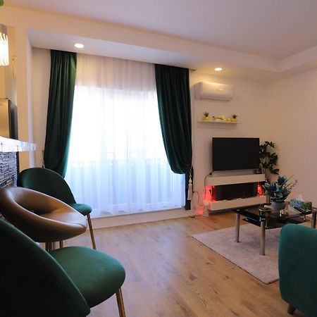 Apartament Beauty Smarald By Cosmopolis Stefanestii de Jos Zewnętrze zdjęcie