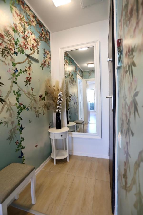 Apartament Beauty Smarald By Cosmopolis Stefanestii de Jos Zewnętrze zdjęcie